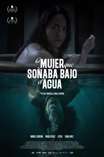 La Mujer que soñaba bajo el agua plakat