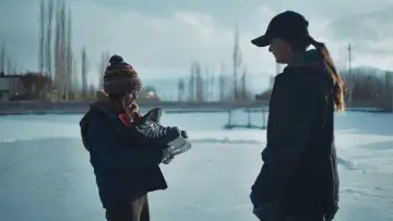 Zasłona do filmu "Birds on Ice" #1791677
