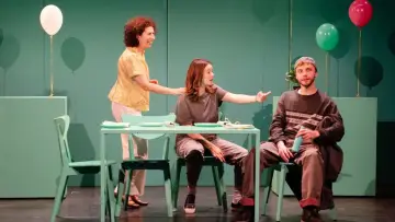 Zasłona do filmu "Normal" #1607410