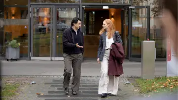Zasłona do filmu "Frau ohne Namen" #1714706