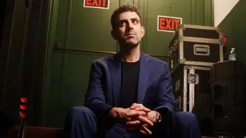 Zasłona do filmu "Sam Morril: Incorrect" #1649363