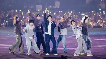Zasłona do filmu "BTS WORLD TOUR [ARIRANG] in Los Angeles" #1650917