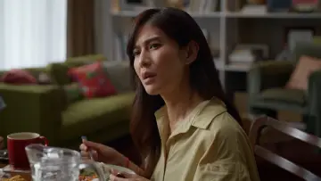 Zasłona do filmu "Bahasa Cinta Yang Beda" #1743188