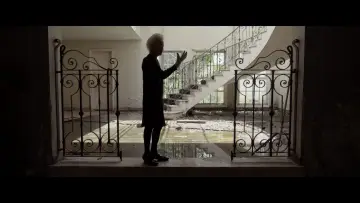 Zasłona do filmu "Cosas de Casa" #1891178