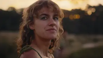 Zasłona do filmu "Isolde" #1807223