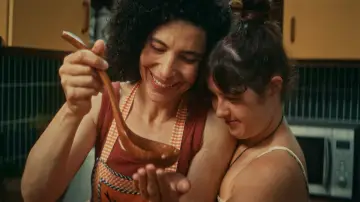 Zasłona do filmu "Una Pizca de Ouija" #1640349
