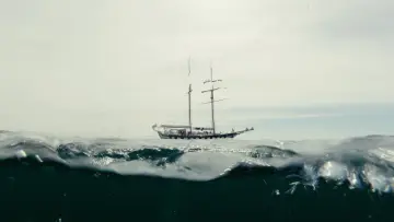 Zasłona do filmu "Nuskendusi žemė" #1735265