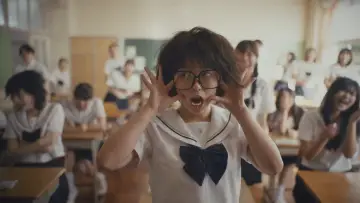 Zasłona do filmu "超塑性变形" #1800632