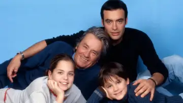 Le clan Delon, l'impossible héritage plakat