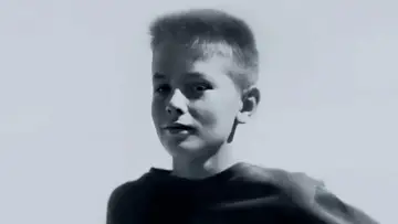 Zasłona do filmu "Le clan Delon, l