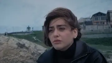 Zasłona do filmu "فقز میخوام با مامانم حرف بزنم" #1890606