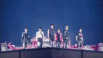 Zasłona do filmu "엔하이픈 월드 투어 ‘블러드 사가’" #1877079