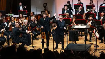 Zasłona do filmu "Concert hommage à Franck Gehry" #1805475