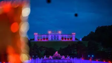 Zasłona do filmu "Le concert des nuits d