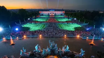 Zasłona do filmu "Le concert des nuits d