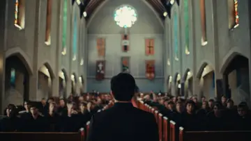 Zasłona do filmu "Becoming" #1879856