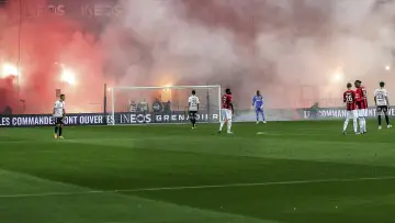 Zasłona do filmu "Violences dans le football - Et si on se calmait ?" #1837691