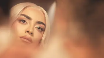 Zasłona do filmu "Bilal Hassani, bats-toi comme une fille mon fils" #1840208