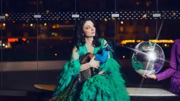 Zasłona do filmu "Diane Segard - Parades" #1846114