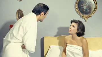 Zasłona do filmu "Τζένη Τζένη" #933625