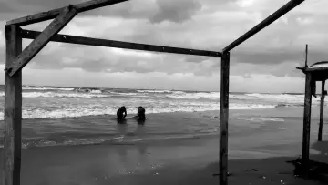 Zasłona do filmu "Dear Hussein" #1882631