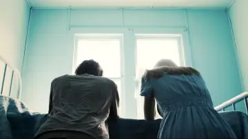 Zasłona do filmu "God
