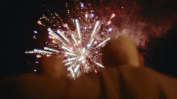 Zasłona do filmu "HOT STAR" #1894379