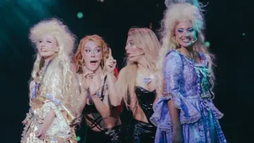 Zasłona do filmu "K4OS 4Ever Tour" #1904378