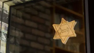 Zasłona do filmu "Salam Shalom - The Untold Story of a Jewish Family in Pakistan" #1911011