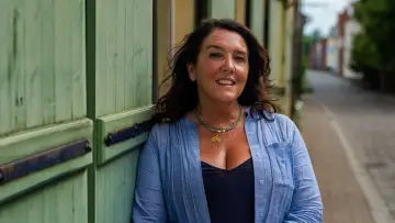 Zasłona do filmu "Secrets Of The Viking Ship with Bettany Hughes" #1910073