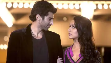 Zasłona do filmu "आशिकी २" #452726