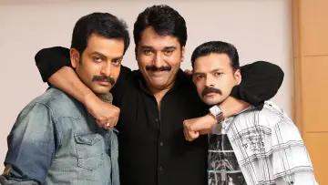Zasłona do filmu "മുംബൈ പോലീസ്" #1619469