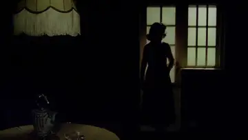 Zasłona do filmu "Głęboka czerwień" #754270