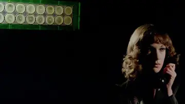 Zasłona do filmu "Głęboka czerwień" #754274
