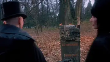 Zasłona do filmu "Elvira: Nawiedzone wzrgórza" #475219
