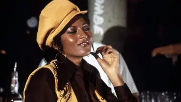 Zasłona do filmu "Foxy Brown" #491568