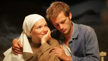 Zasłona do filmu "Avril" #1914284