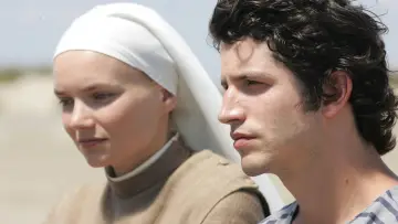Zasłona do filmu "Avril" #1914286
