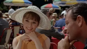 Zasłona do filmu "Paris When It Sizzles" #351844