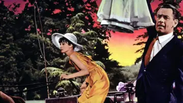 Zasłona do filmu "Paris When It Sizzles" #351846