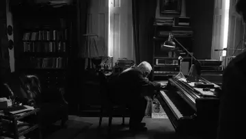 Zasłona do filmu "Harmonie Werckmeistera" #419615
