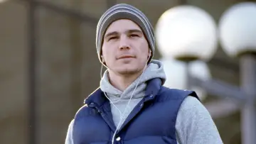 Zasłona do filmu "Zaklęte serca" #1033386