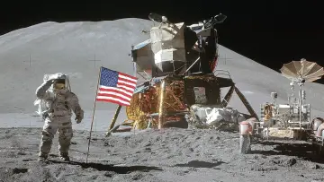 Zasłona do filmu "For All Mankind" #386228
