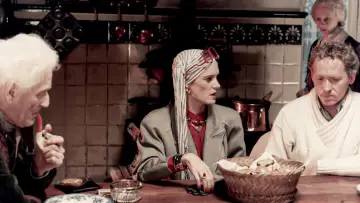 Zasłona do filmu "Lalki" #408589