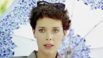 Zasłona do filmu "Emmanuelle" #310825