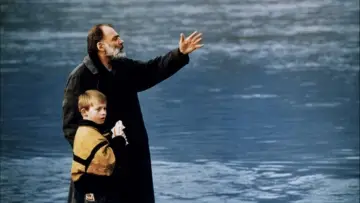 Zasłona do filmu "Μια αιωνιότητα και μια μέρα" #1083835