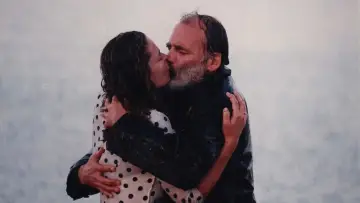 Zasłona do filmu "Μια αιωνιότητα και μια μέρα" #439472