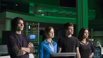Zasłona do filmu "Ben 10: Obcy rój" #858620