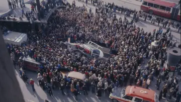 Zasłona do filmu "Człowiek Na Dachu" #197767