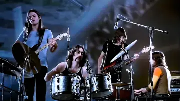 Zasłona do filmu "Pink Floyd: Live at Pompeii" #977987
